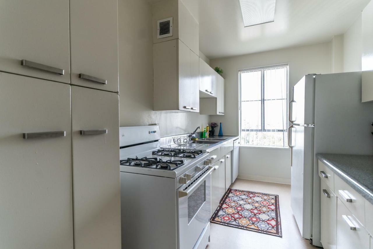 2 Bedroom Condo With A View Near The Grove Los Angeles Kültér fotó